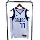 Regata NBA Dallas Mavericks Nike Authentic Doncic 77 - Branca