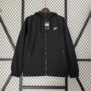 Corta-Vento Nike 24/25 - Preto e Branco