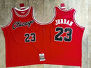 Regata NBA Chicago Bulls Retrô 1984 - 1985 Mitchell & Ness Authentic Jordan 23 - Vermelha