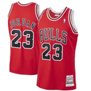 Regata NBA Chicago Bulls Retrô 1997 - 1998 Nike Authentic Jordan 23 - Vermelha